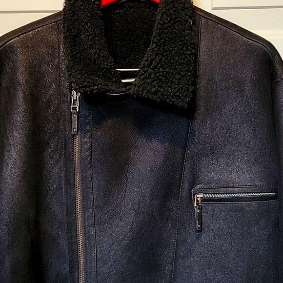 Aston Miles Shearling Men's Coat - Picture 5 of 15